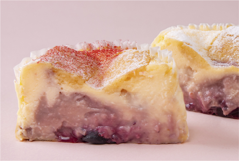 GAZTA　バスクチーズケーキ　3種のベリー（4月頃〜）