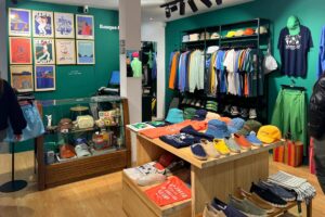 バスクのデザインをアレンジした独自の商品が人気「カラーズ・オブ・バスクカントリー（COLORS of BASQUE COUNTRY）」