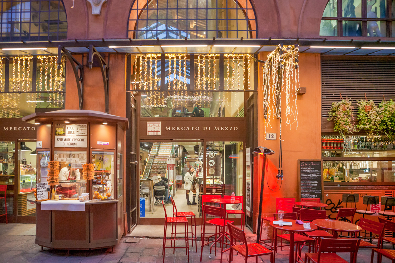 spot_bologna_highlight_mercato-di-mezzo_01-1