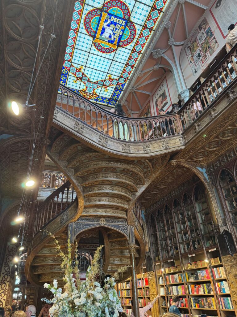 レロ書店（Livraria Lello）