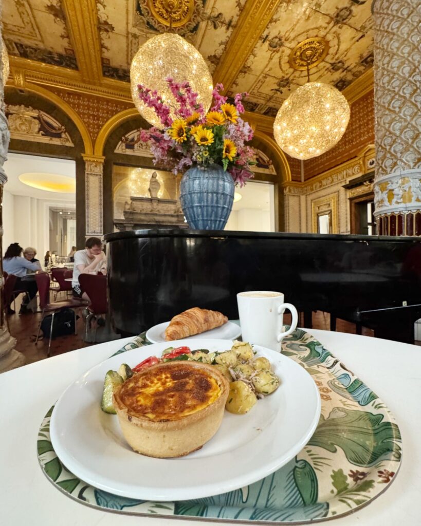 V&A Café